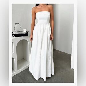 Elegant White Strapless Maxi Dress